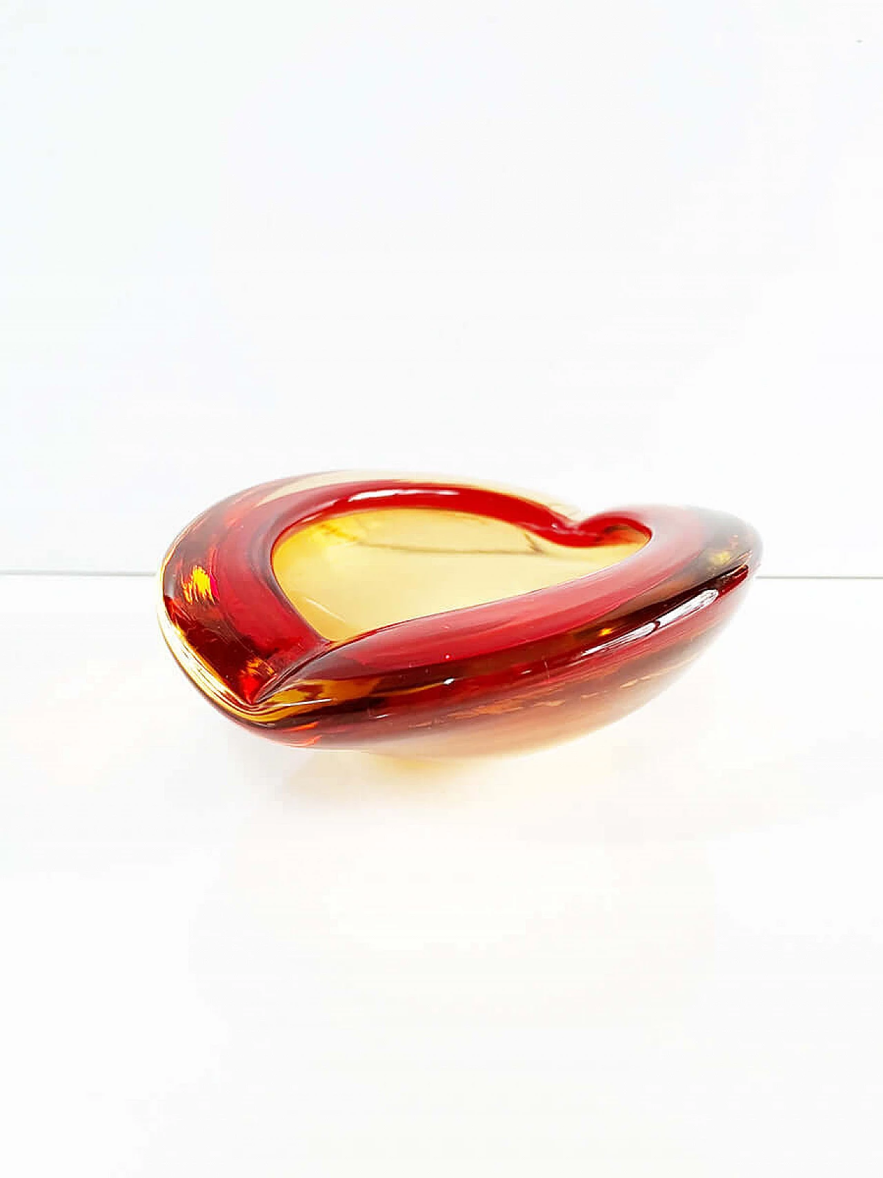 Red Murano glass ashtray, 1960s 4