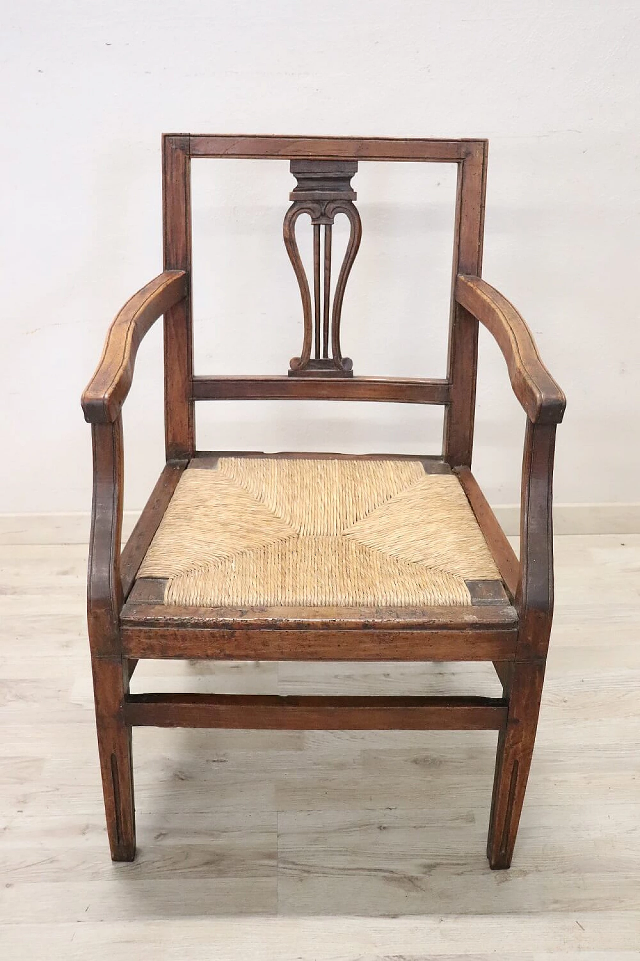 Louis XVI solid walnut armchair with straw seat, 18th century 2