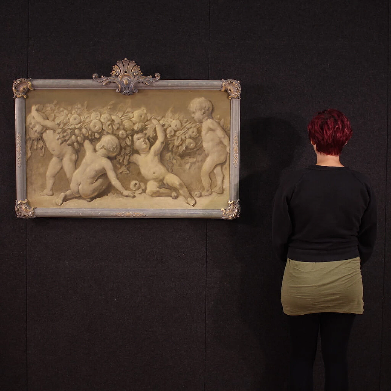 Putti with festoon in grisaille style, oil on canvas, 1920s 2