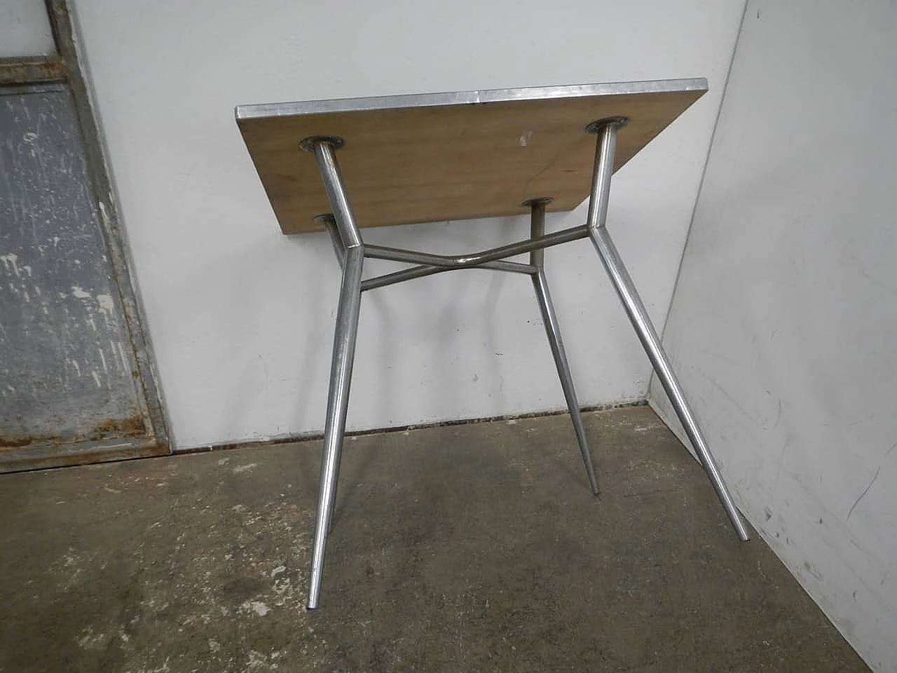 Metal leg table with green formica top, 1950s 6