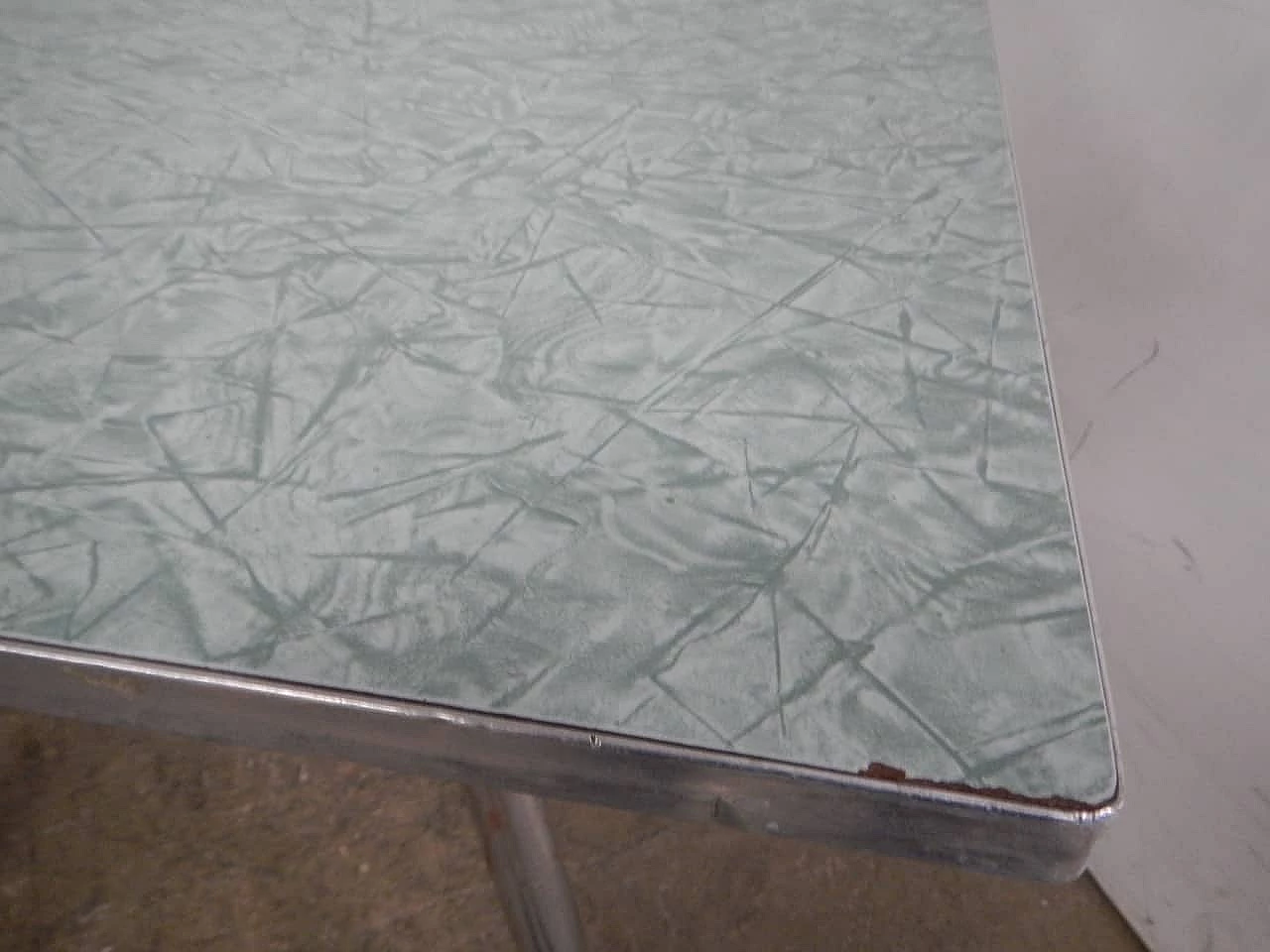 Tavolino quadrato in formica verde e metallo, anni '50 11