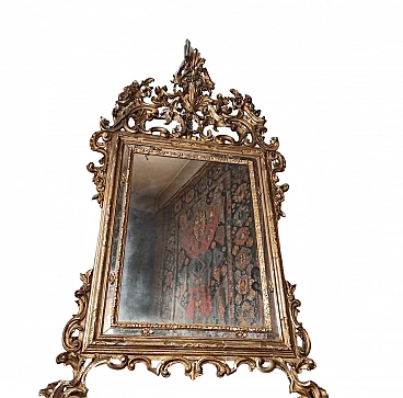 Specchio Luigi XV in legno dorato, '700