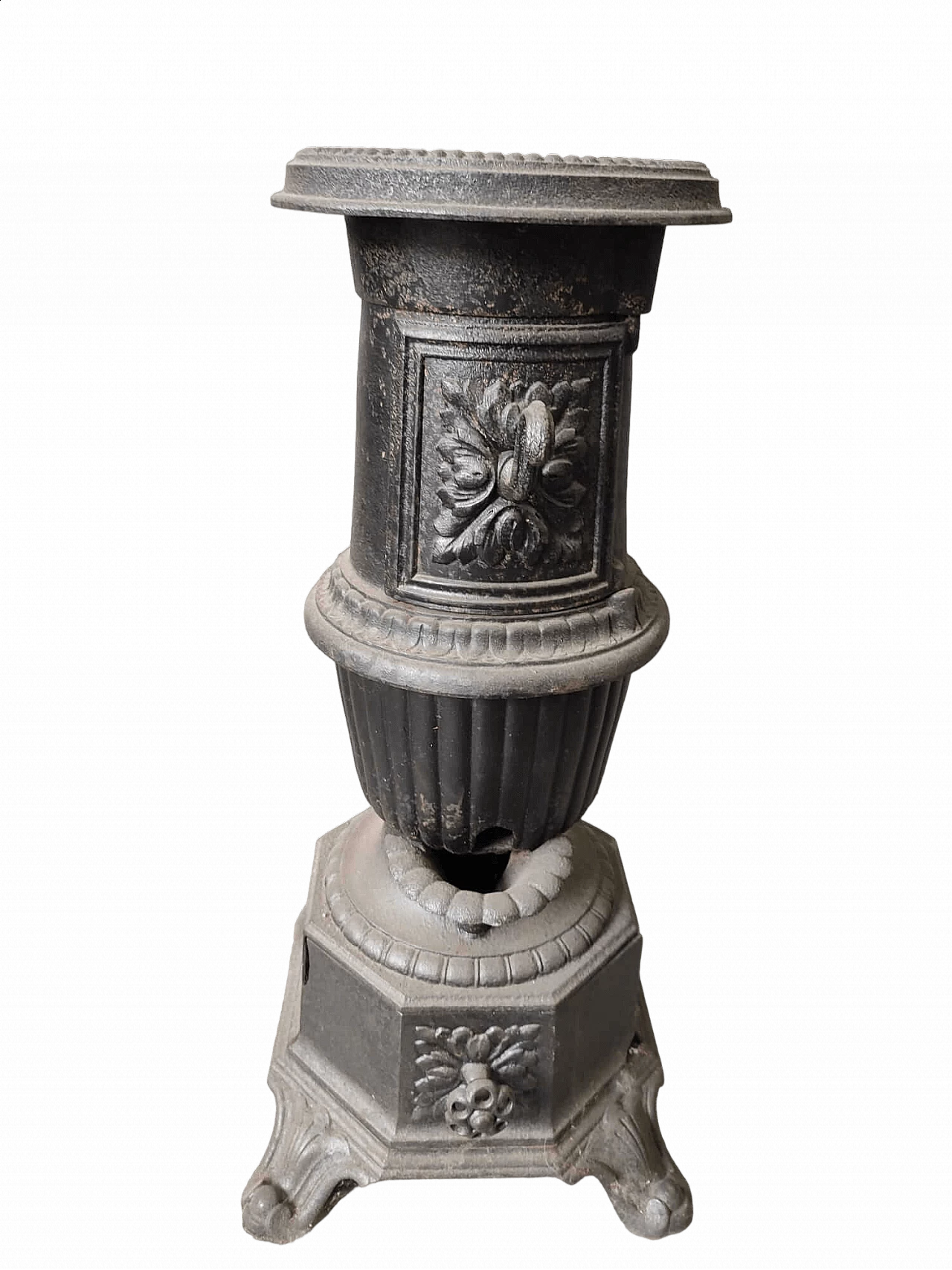 French cast iron stove, 19th century 10