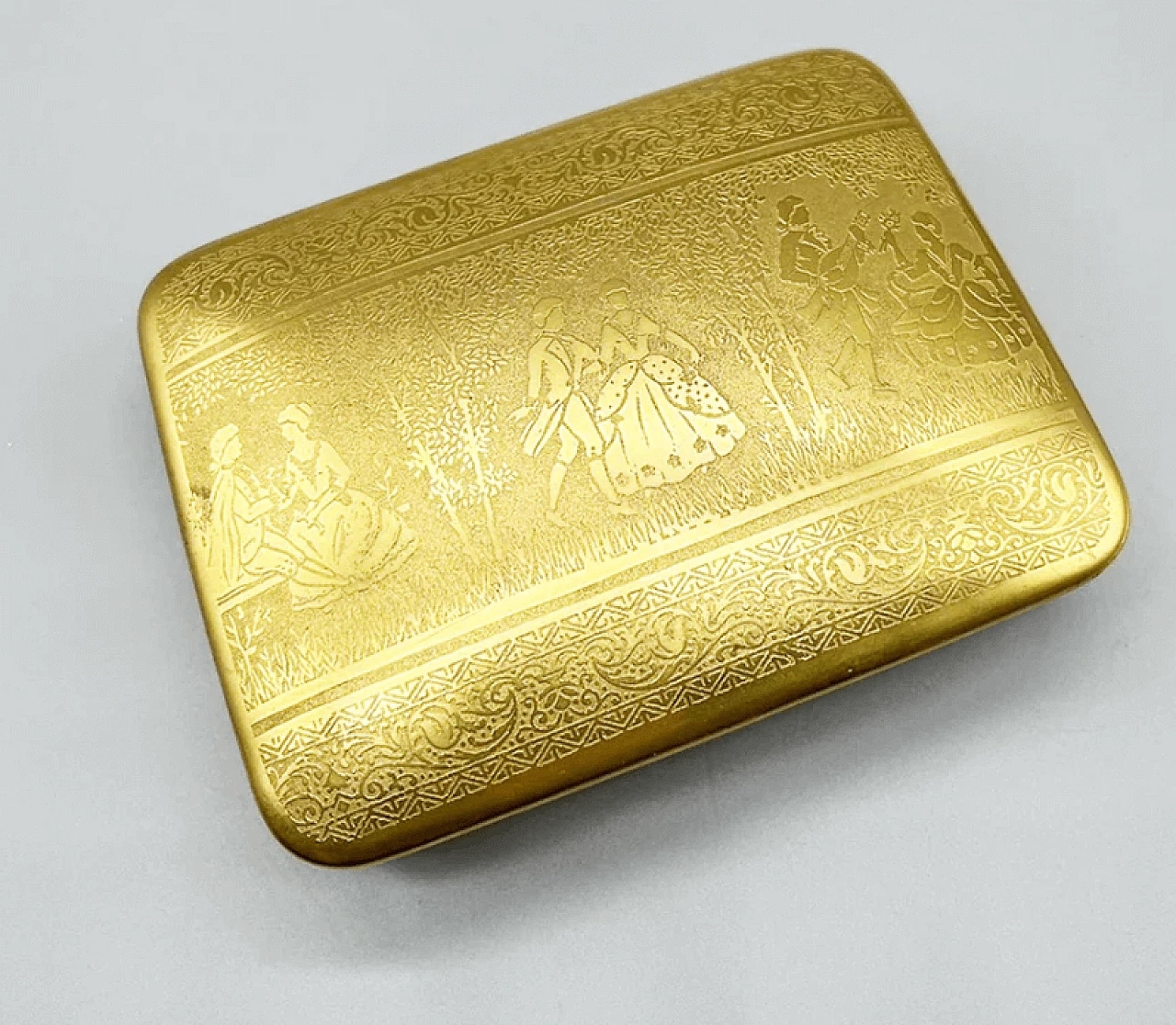 Gilded ceramic box, early 20th century 3