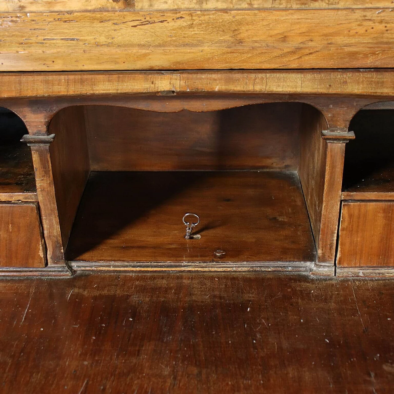 Trumeau in stile barocchetto con ante a specchio, del '700 8