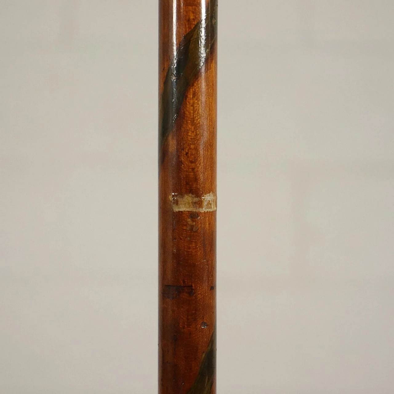 Pair of pole screen with embroidered fabric, 19th century 8