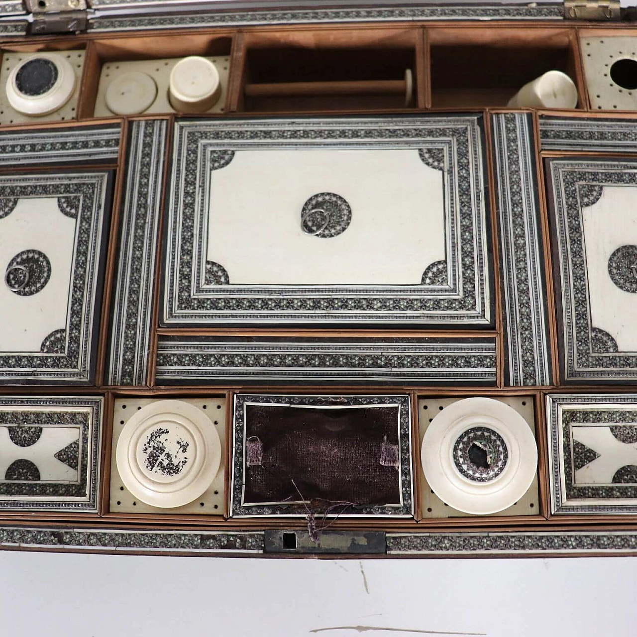 Sandalwood and bone sewing box, India, 19th century 3