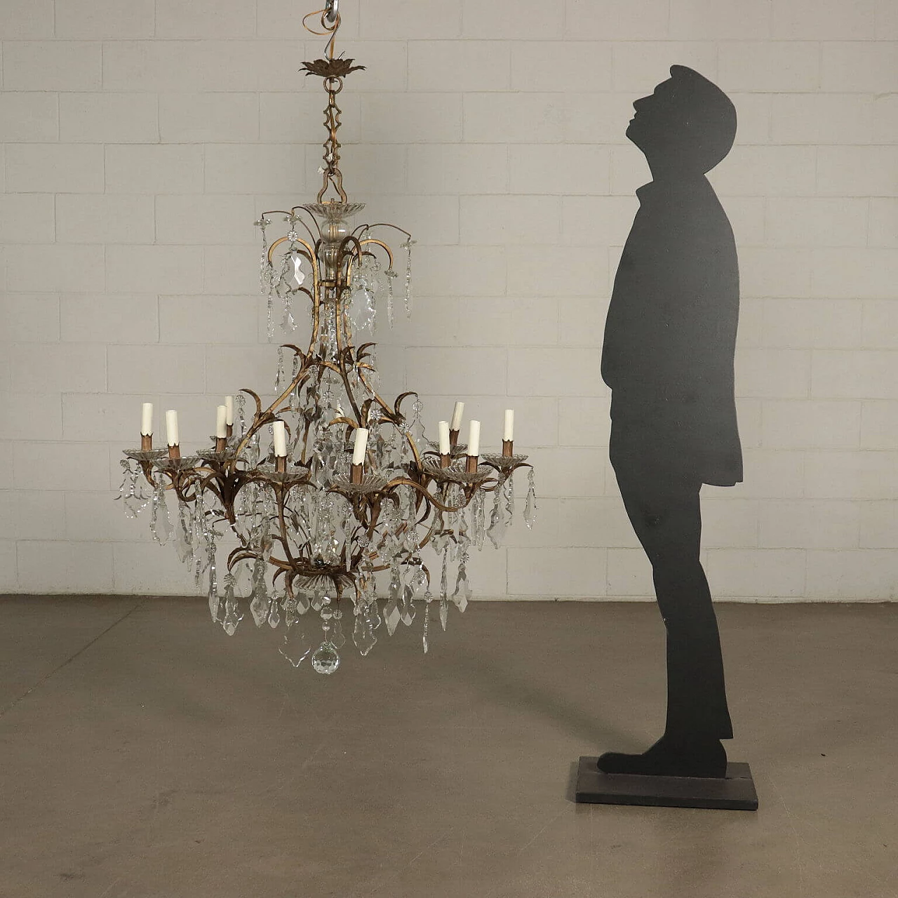 12-light iron and crystal chandelier, early 20th century 2