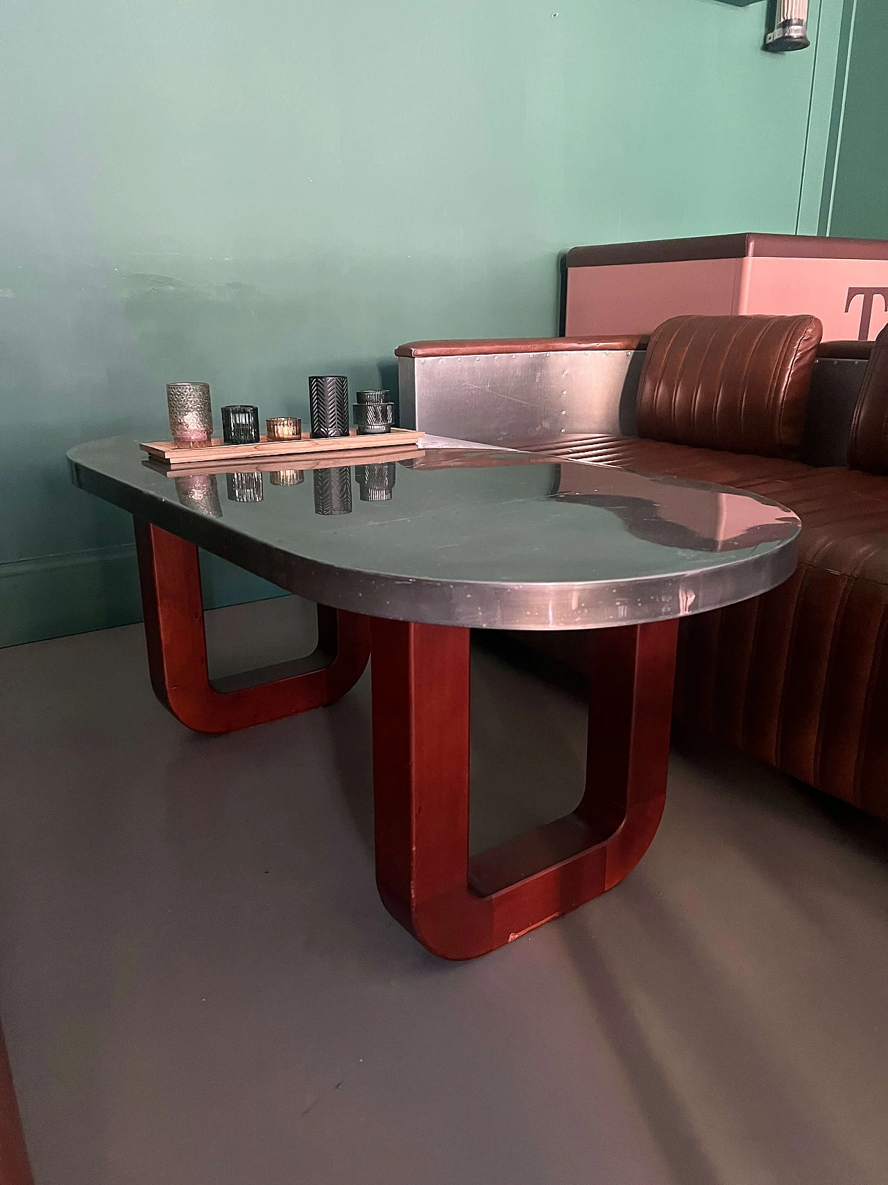 Pair of leather and metal Art Deco sofas and coffee table, 2000s 5