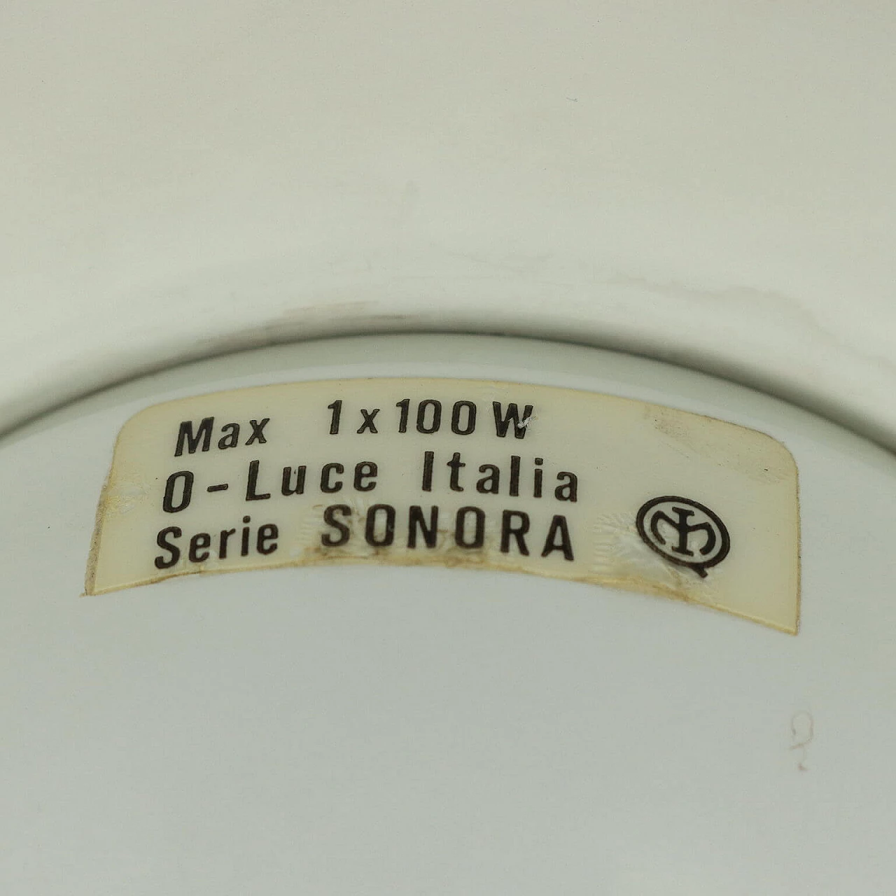 Lampada in metallo Sonora di Vico Magistretti per Oluce, anni '70 6
