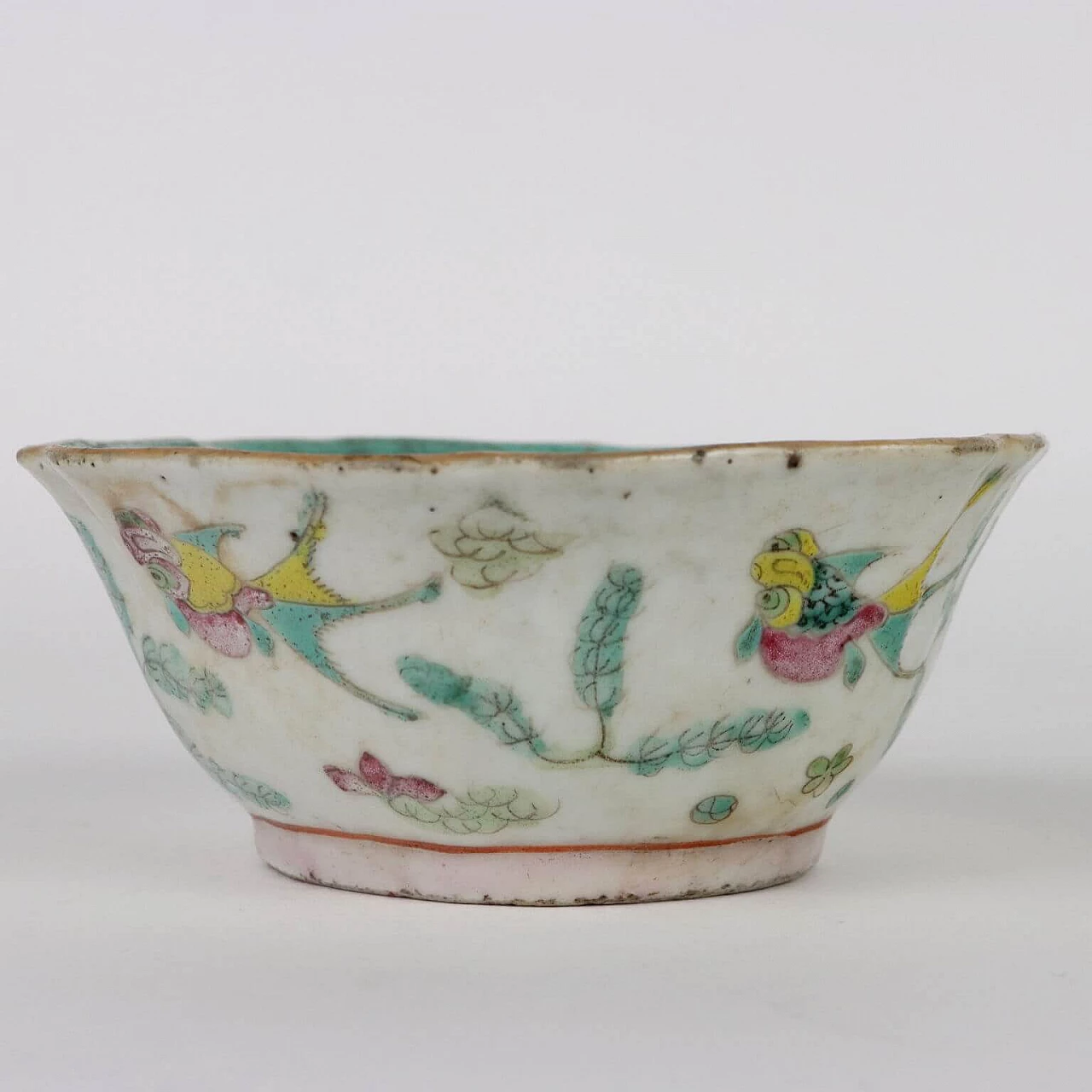 Chinese decorated porcelain bowl, 19th century 5