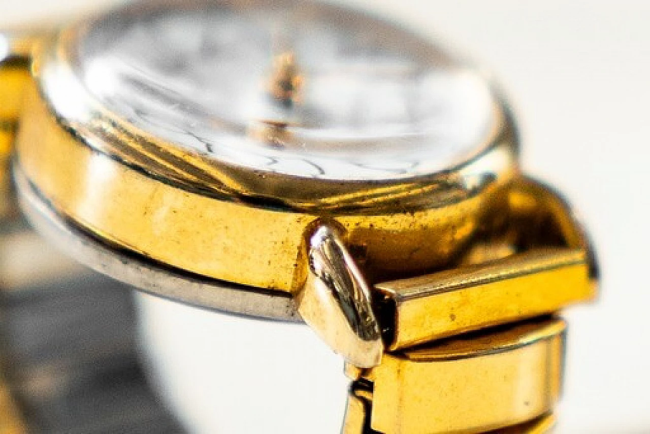 Anello con orologio in metallo dorato, anni '70 7
