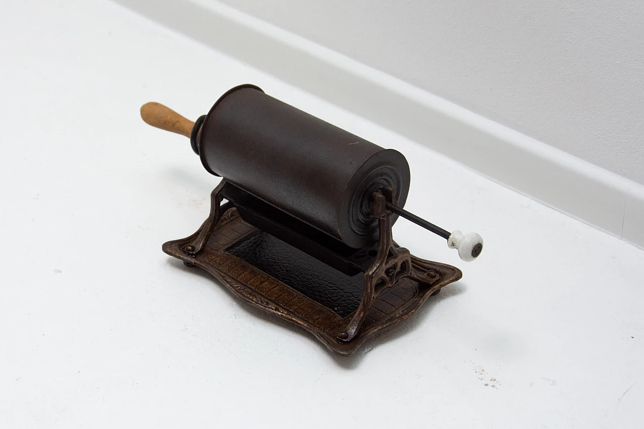 Cast iron and sheet metal manual coffee bean roaster, late 19th century 3