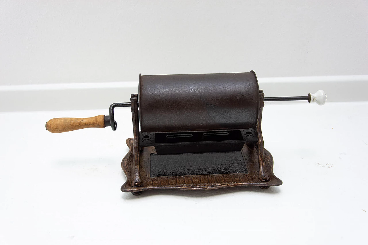 Cast iron and sheet metal manual coffee bean roaster, late 19th century 6