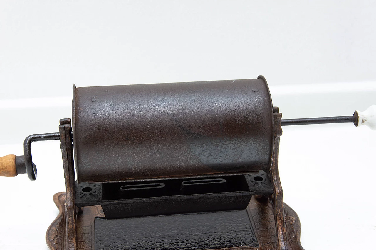 Cast iron and sheet metal manual coffee bean roaster, late 19th century 8
