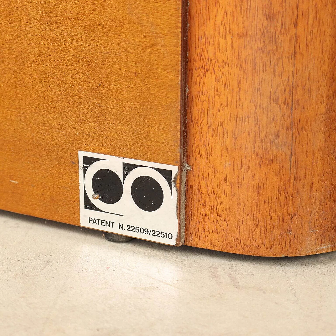 Wood veneered cabinet with turntable, 1970s 7
