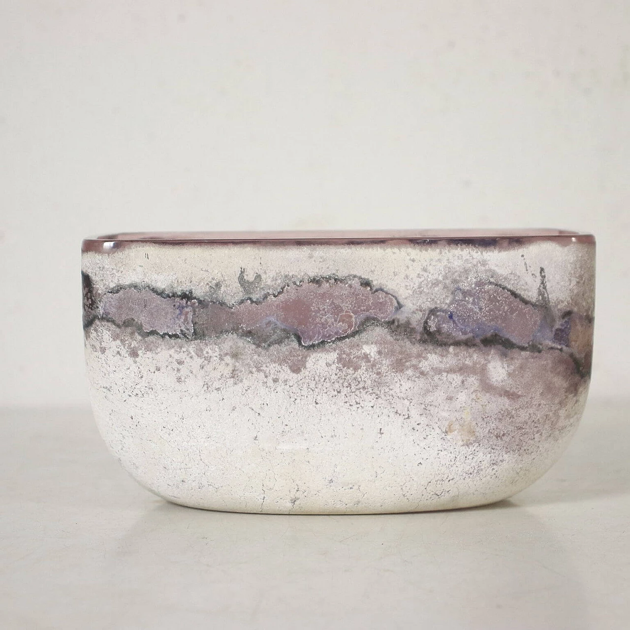 Murano scavo glass bowl by Alfredo Barbini 7