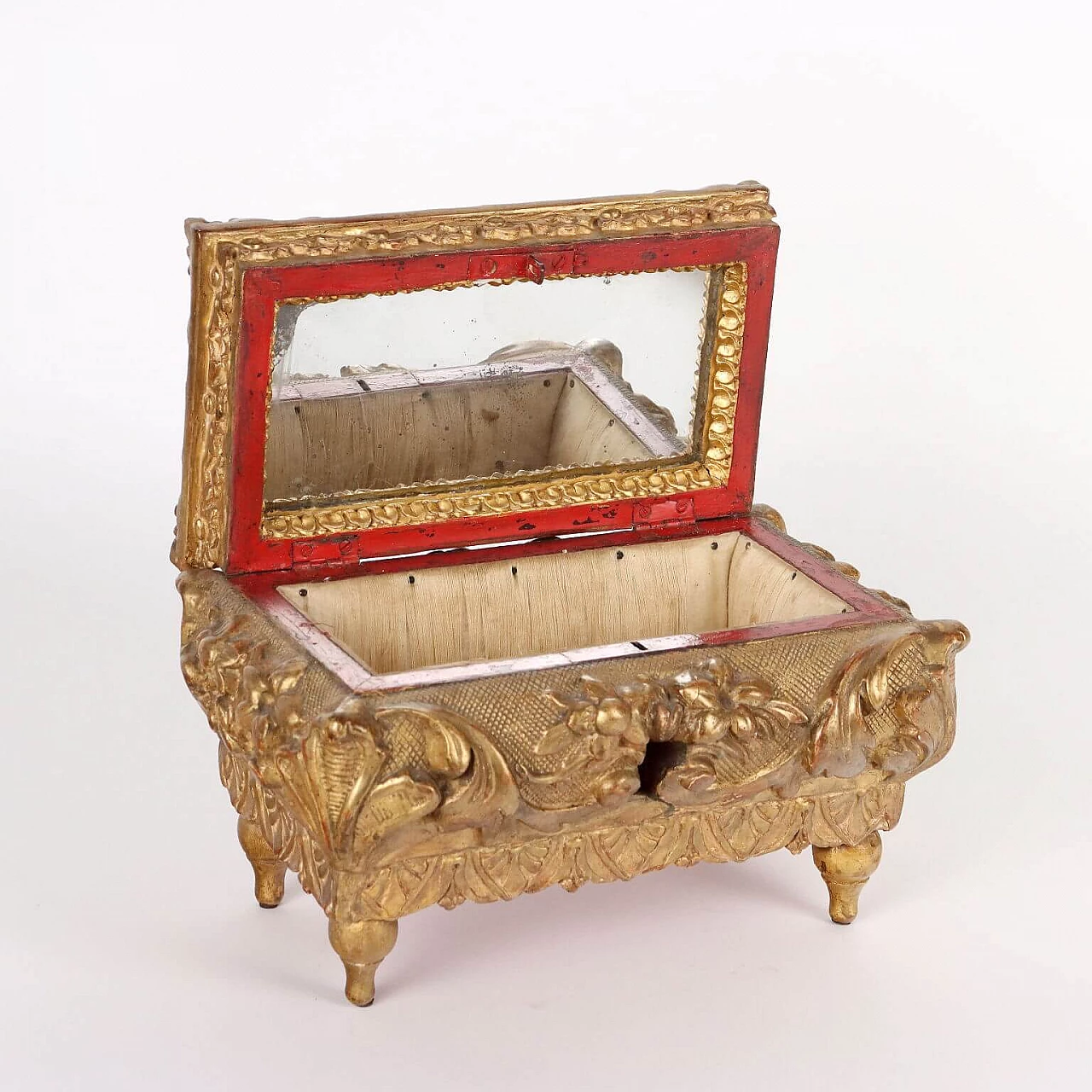 Wooden box with gilding, 19th century 3