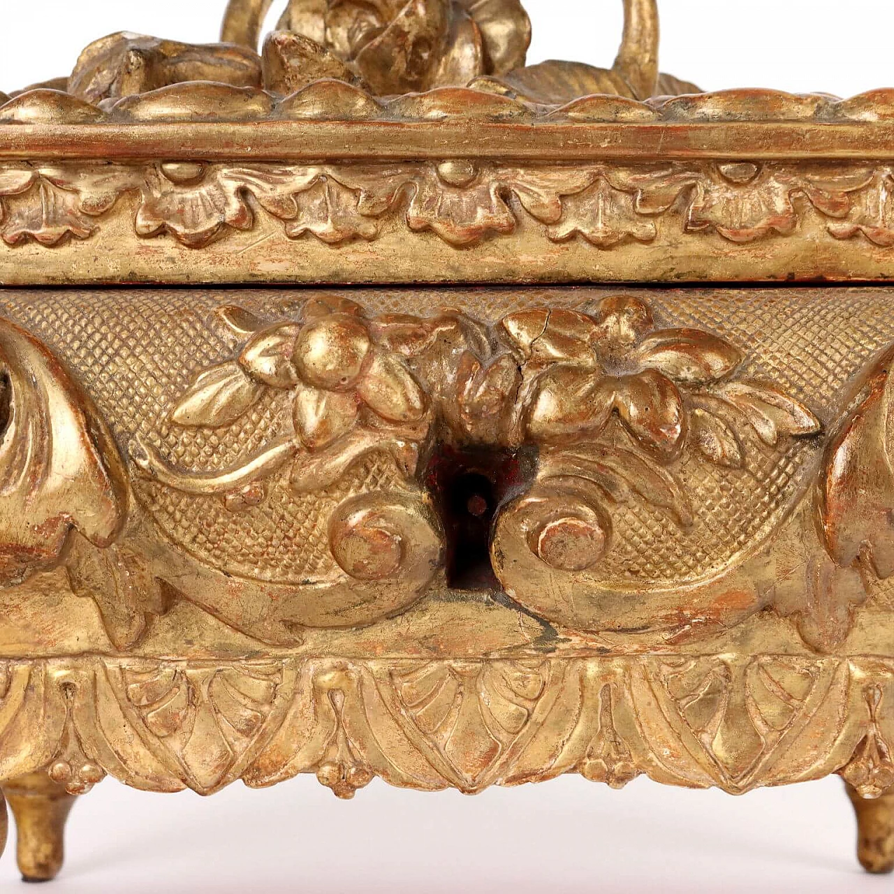 Wooden box with gilding, 19th century 8