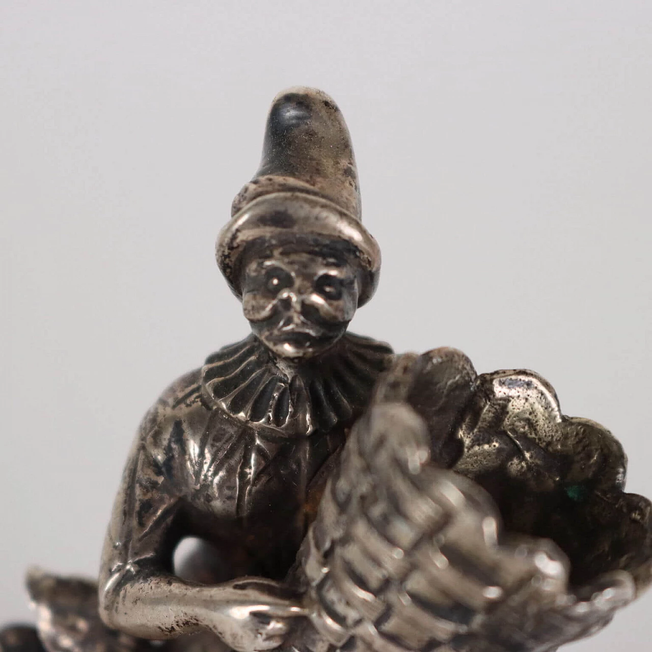 Pair of silver figurines, later 19th century 4
