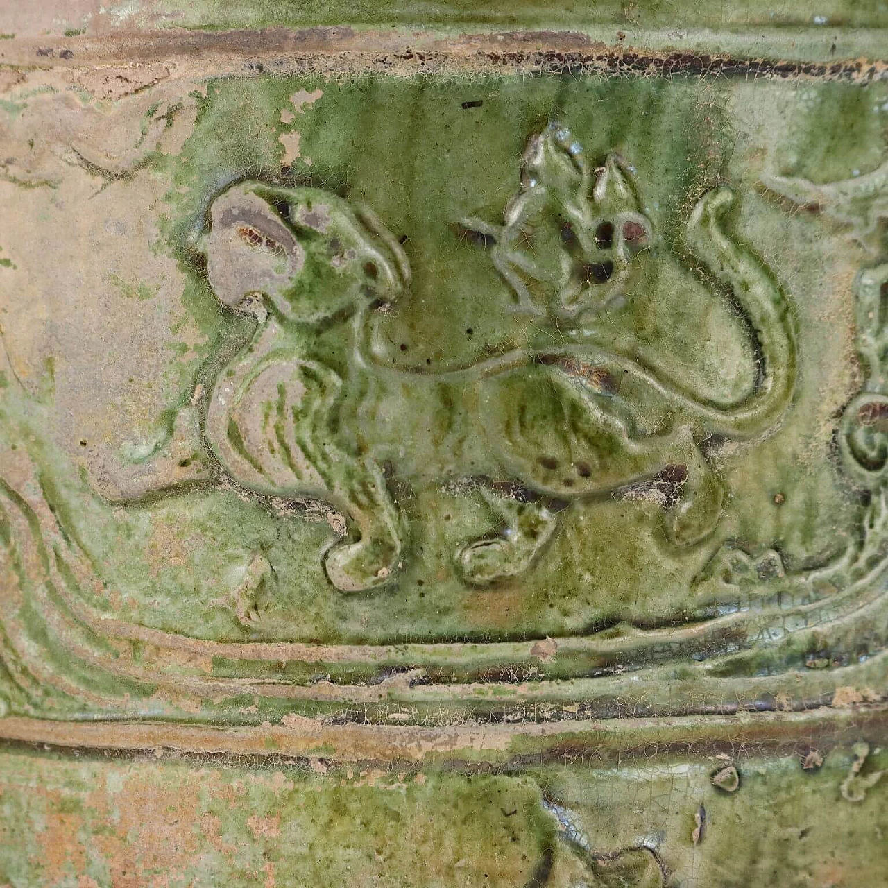 Chinese green glazed terracotta jar, Han period 4