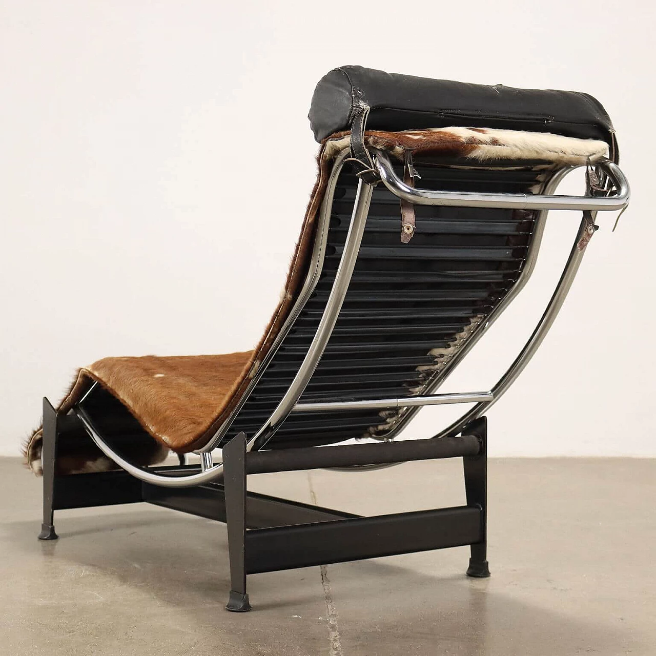 LC4 chaise longue by Le Corbusier for Cassina, 1970s 8