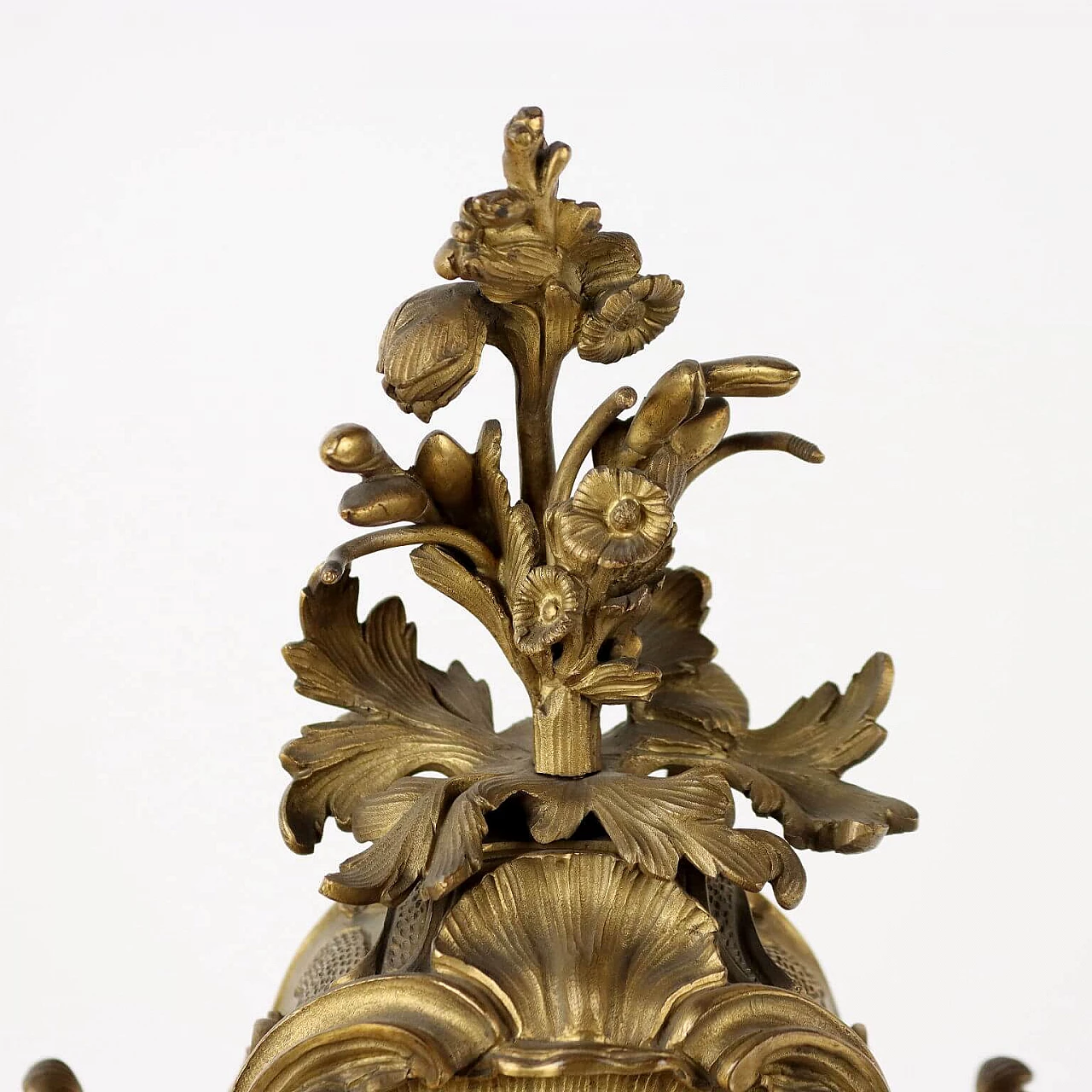French gilded bronze table clock, 19th century 5
