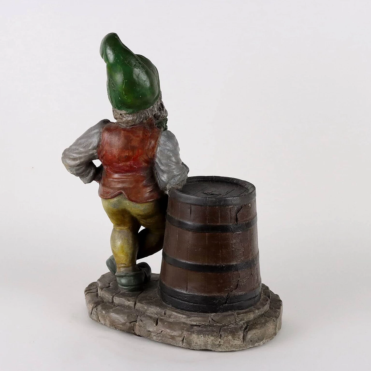 Nano da giardino in cemento dipinto 7