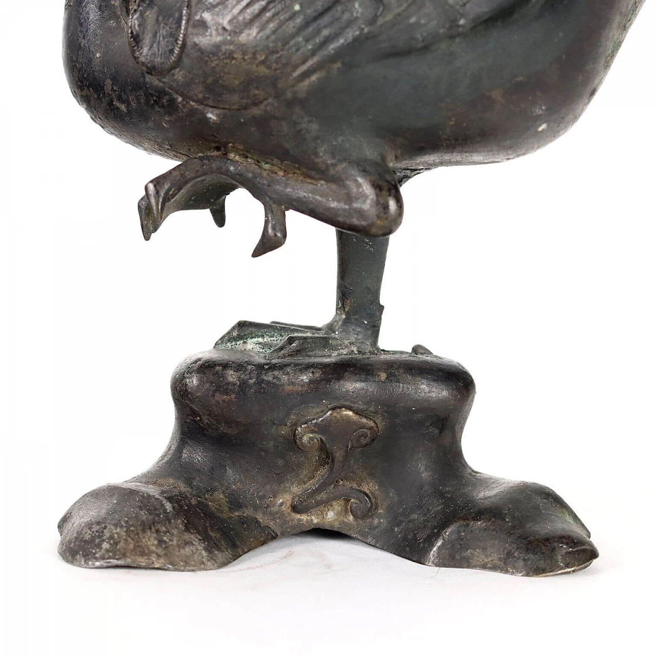 Chinese bronze candle holder with duck, 18th century 7