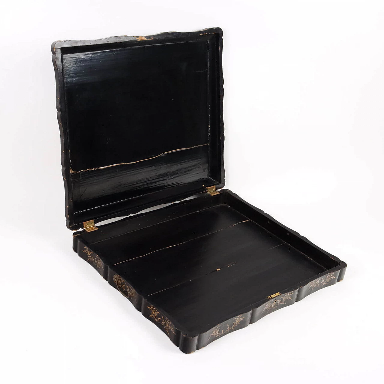 Lacquered and painted wooden box, late 19th century 2