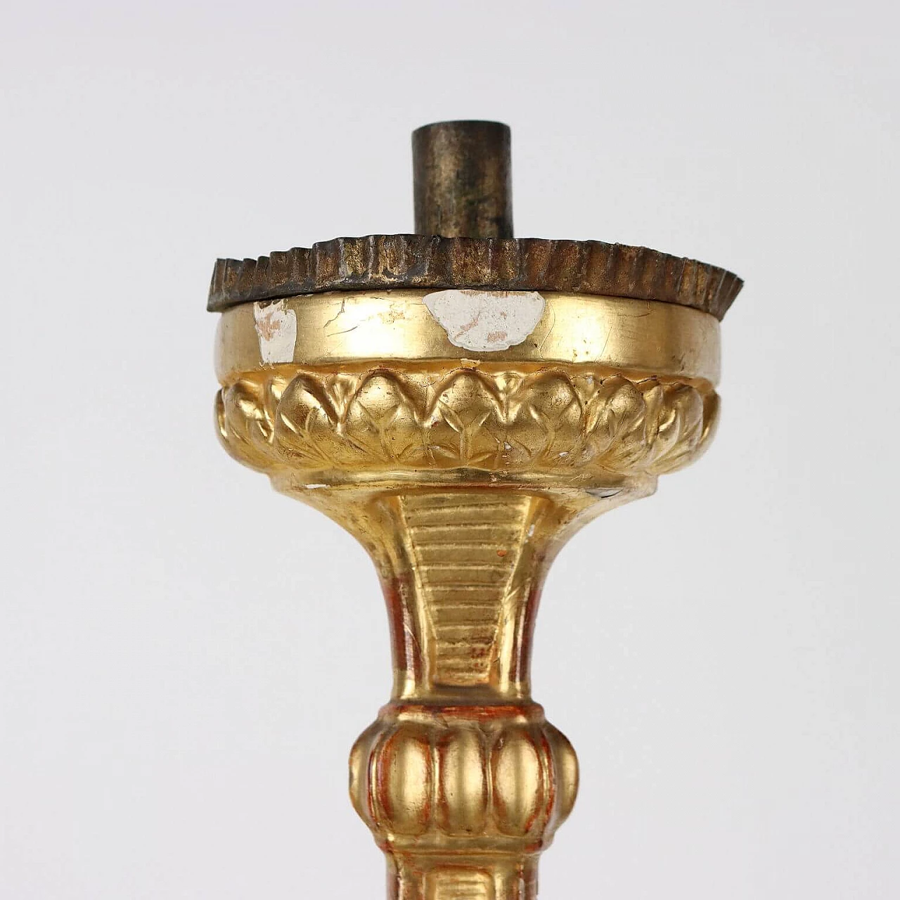 Neoclassical style carved and gilded wood candle holder, mid-19th century 3