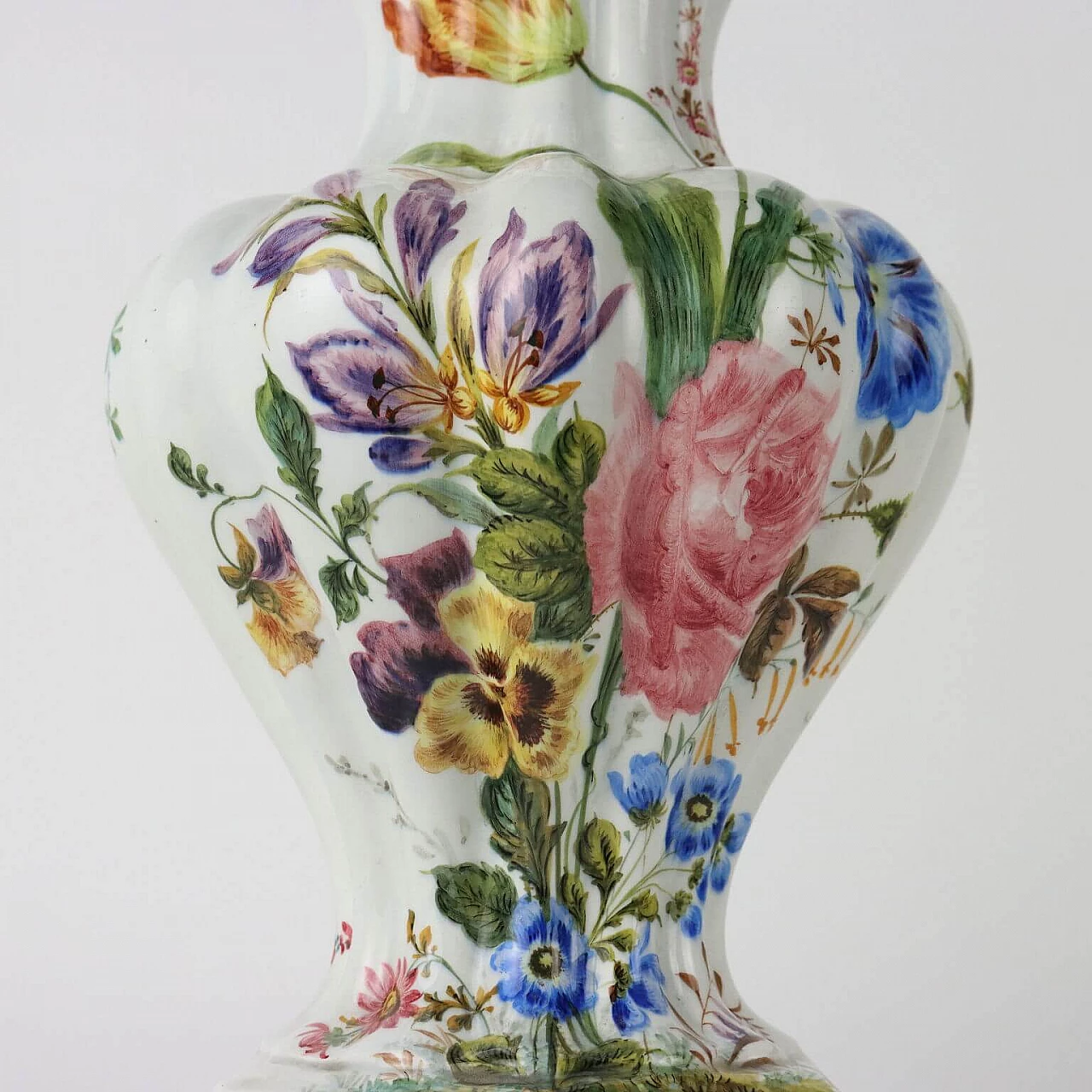 Vaso in maiolica di Manifattura Raffaele Passarin, fine '800 4