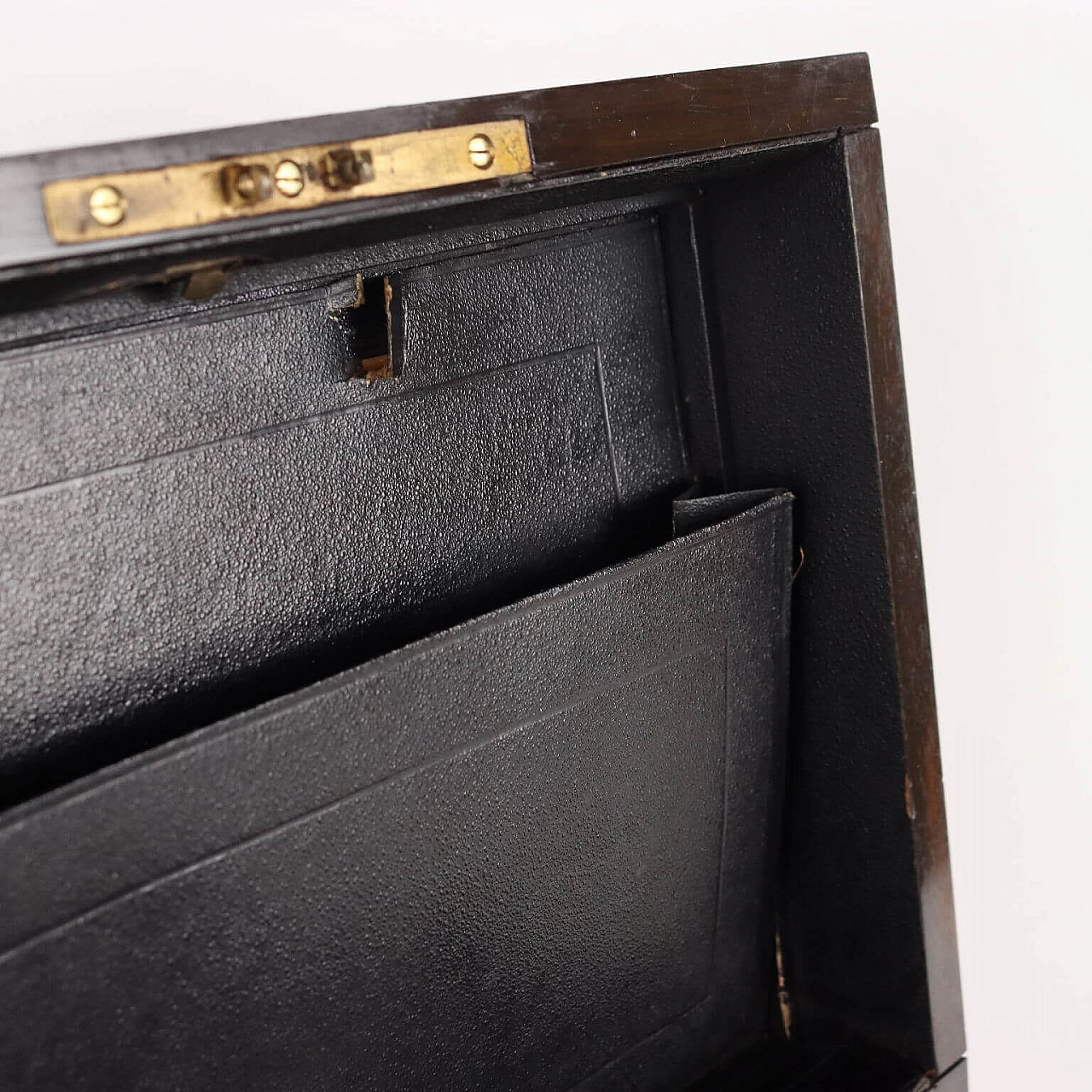 Cofanetto da toeletta in radica con inserti in ottone, fine '800 5