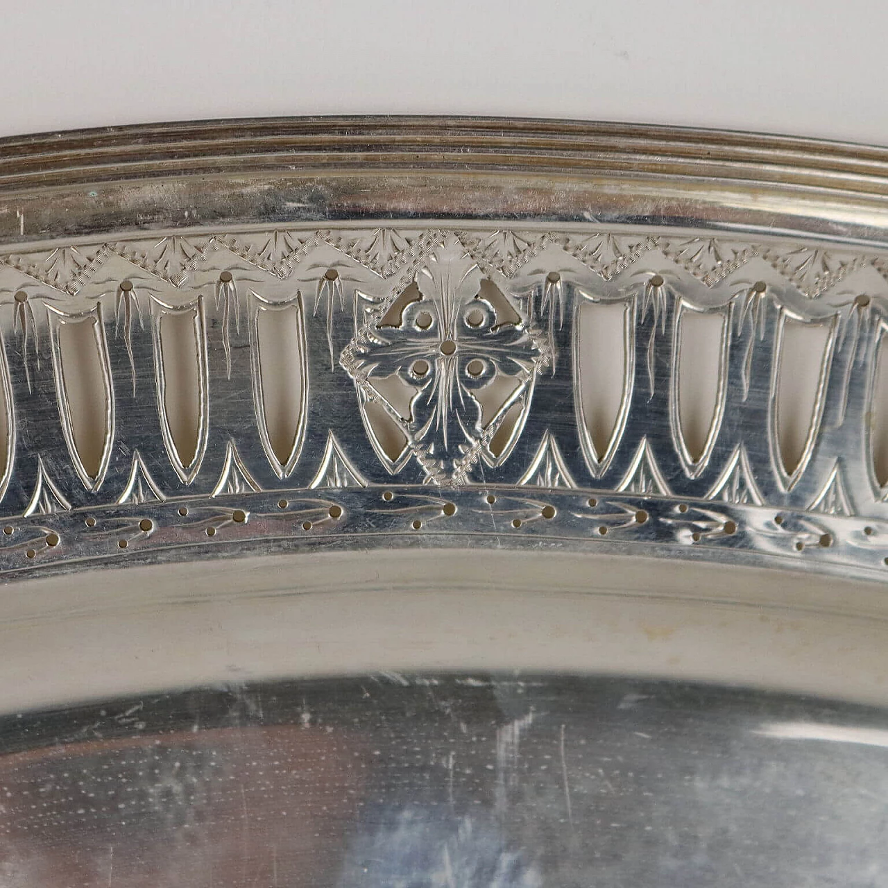 Vassoio ovale in argento di Manifattura Cesa, inizio '900 4