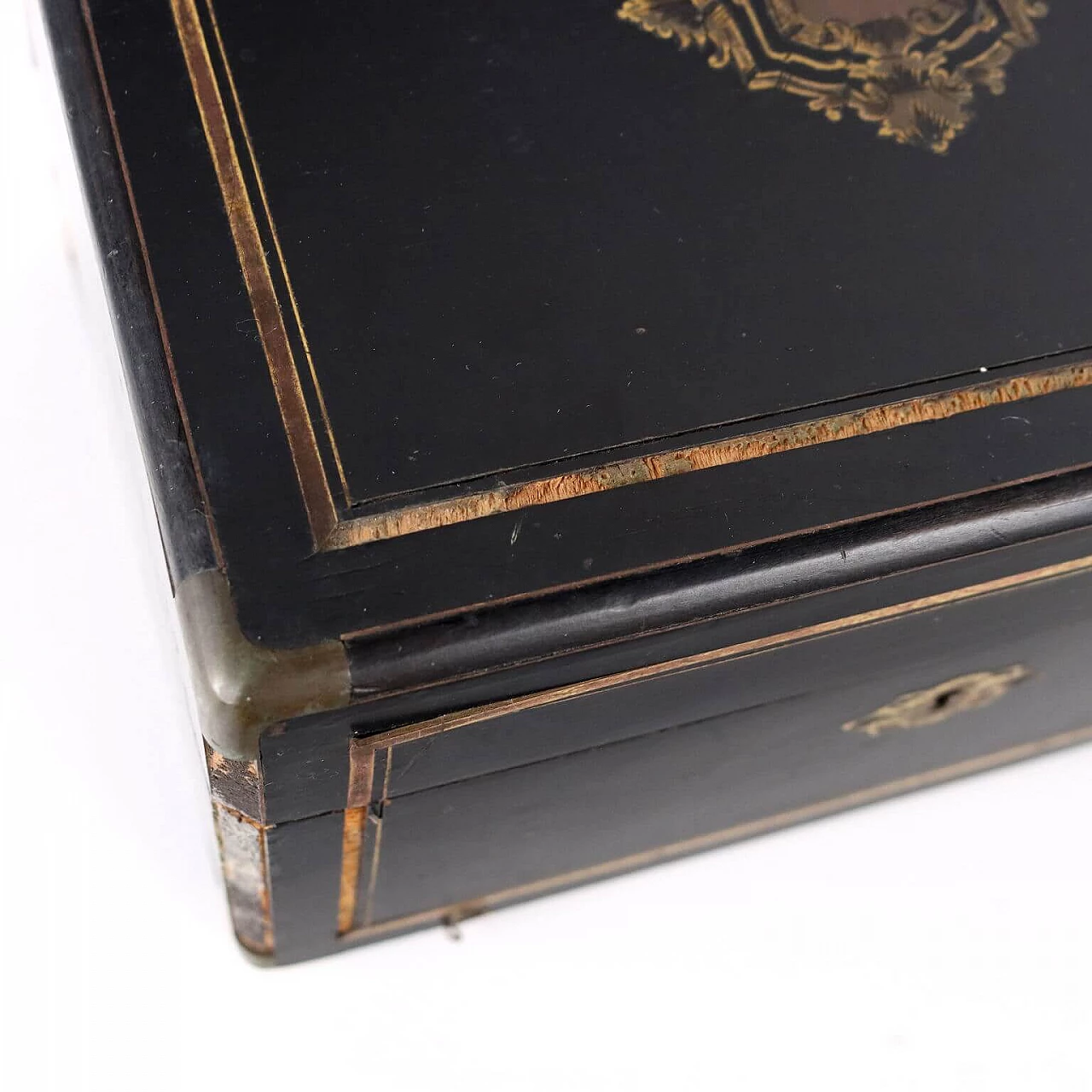 Ebony veneer sewing box with inlay and brass profiles, 19th century 18