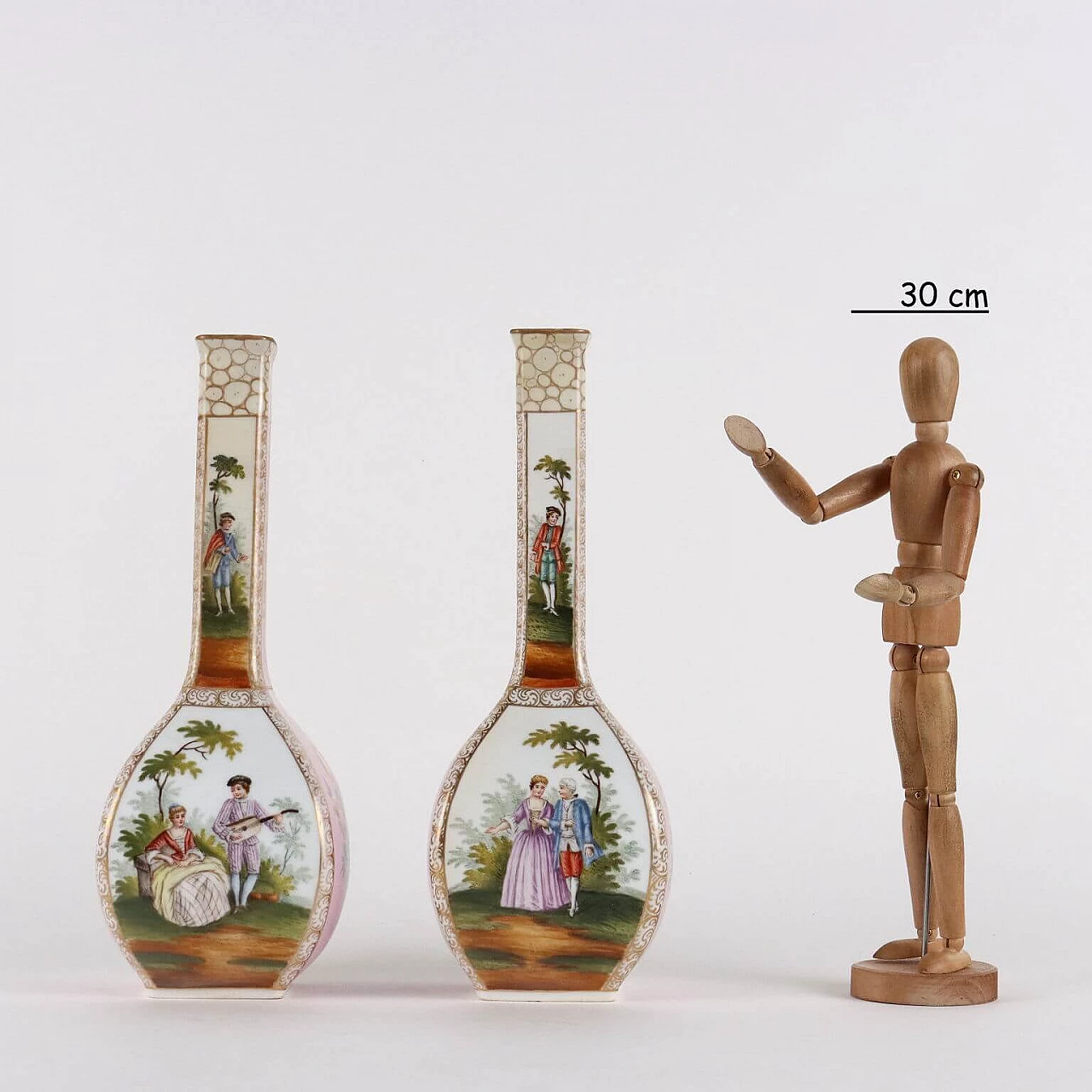 Pair of Dresden porcelain vases, 19th century 2