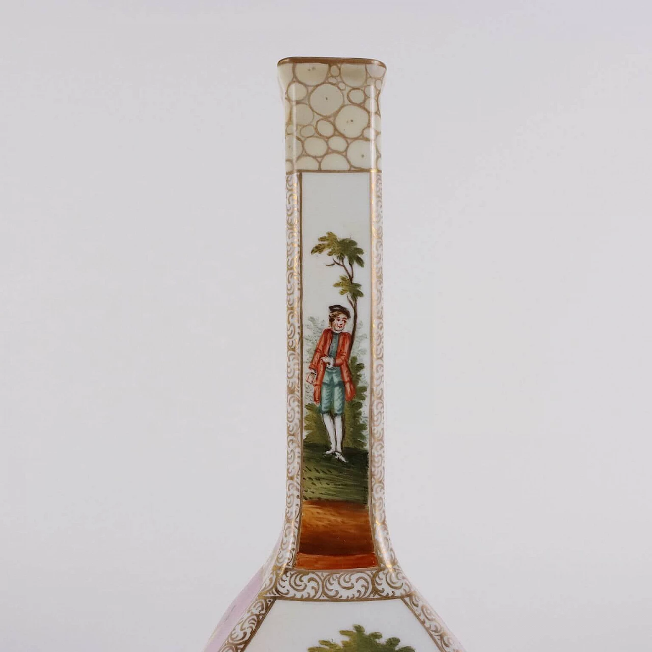 Pair of Dresden porcelain vases, 19th century 17