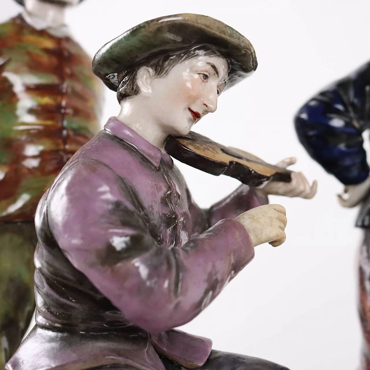 Thuringian porcelain sculpture of dancing figures, mid-19th century 9