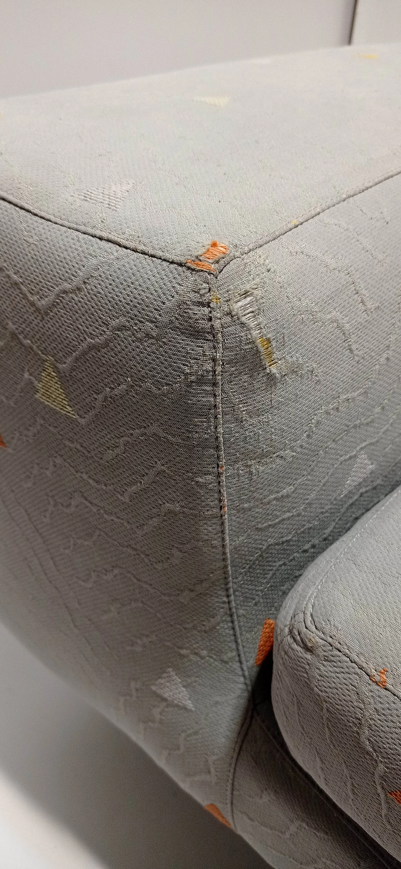 Poltrona Domino di Massimo Morozzi per Cassina, 1985 14