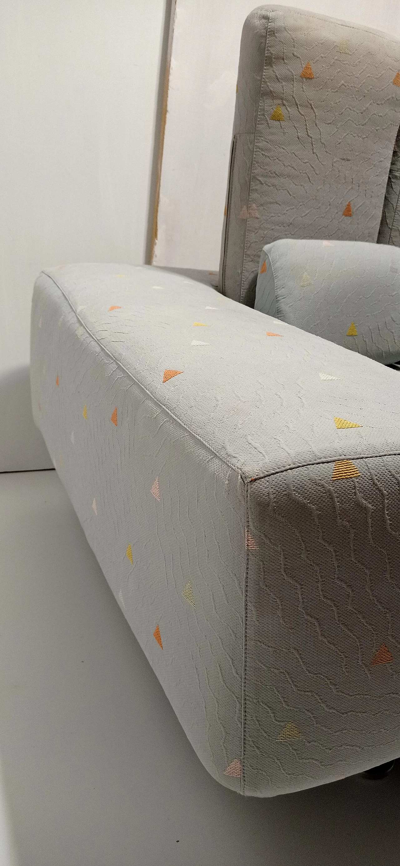 Poltrona Domino di Massimo Morozzi per Cassina, 1985 17