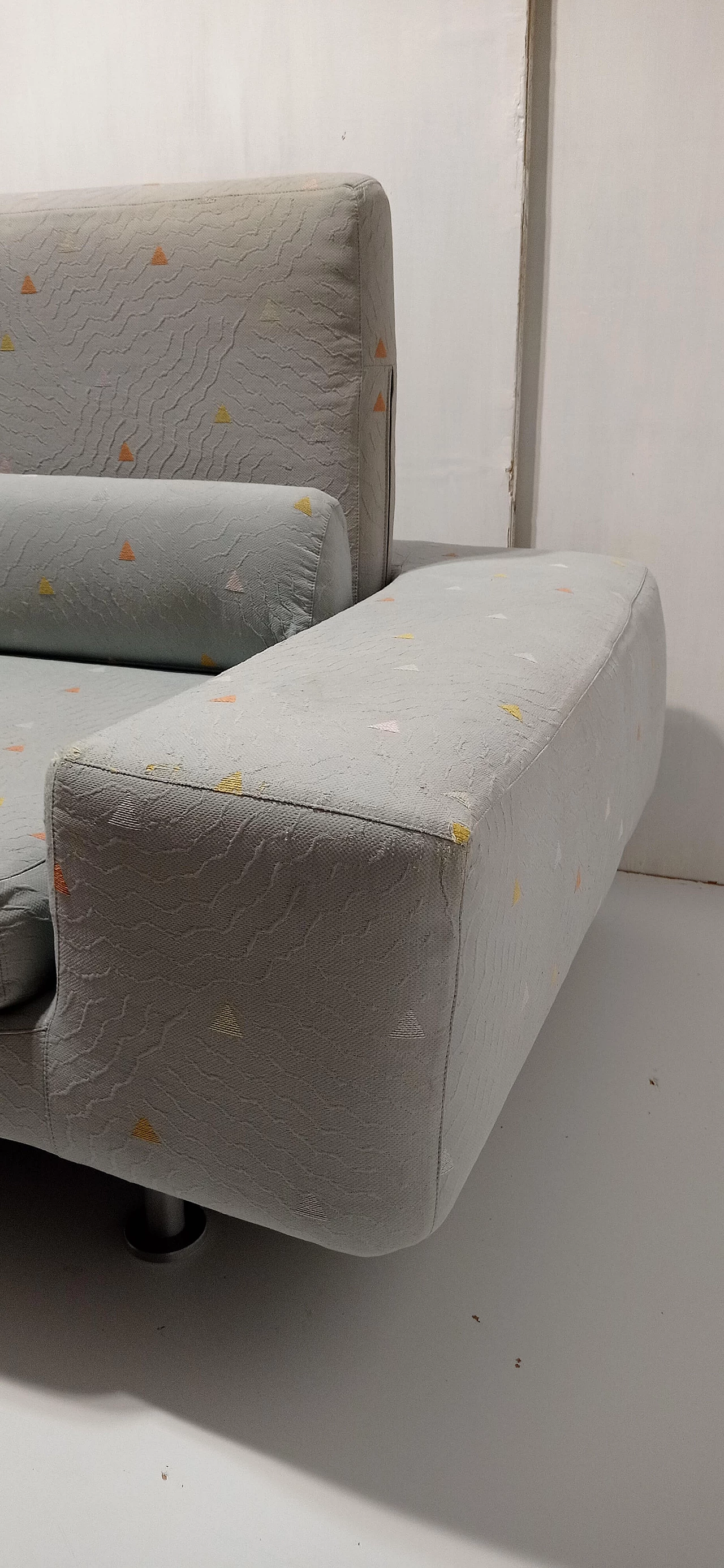 Poltrona Domino di Massimo Morozzi per Cassina, 1985 28