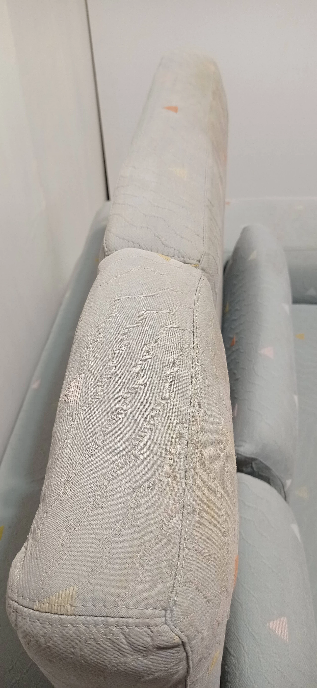 Poltrona Domino di Massimo Morozzi per Cassina, 1985 42