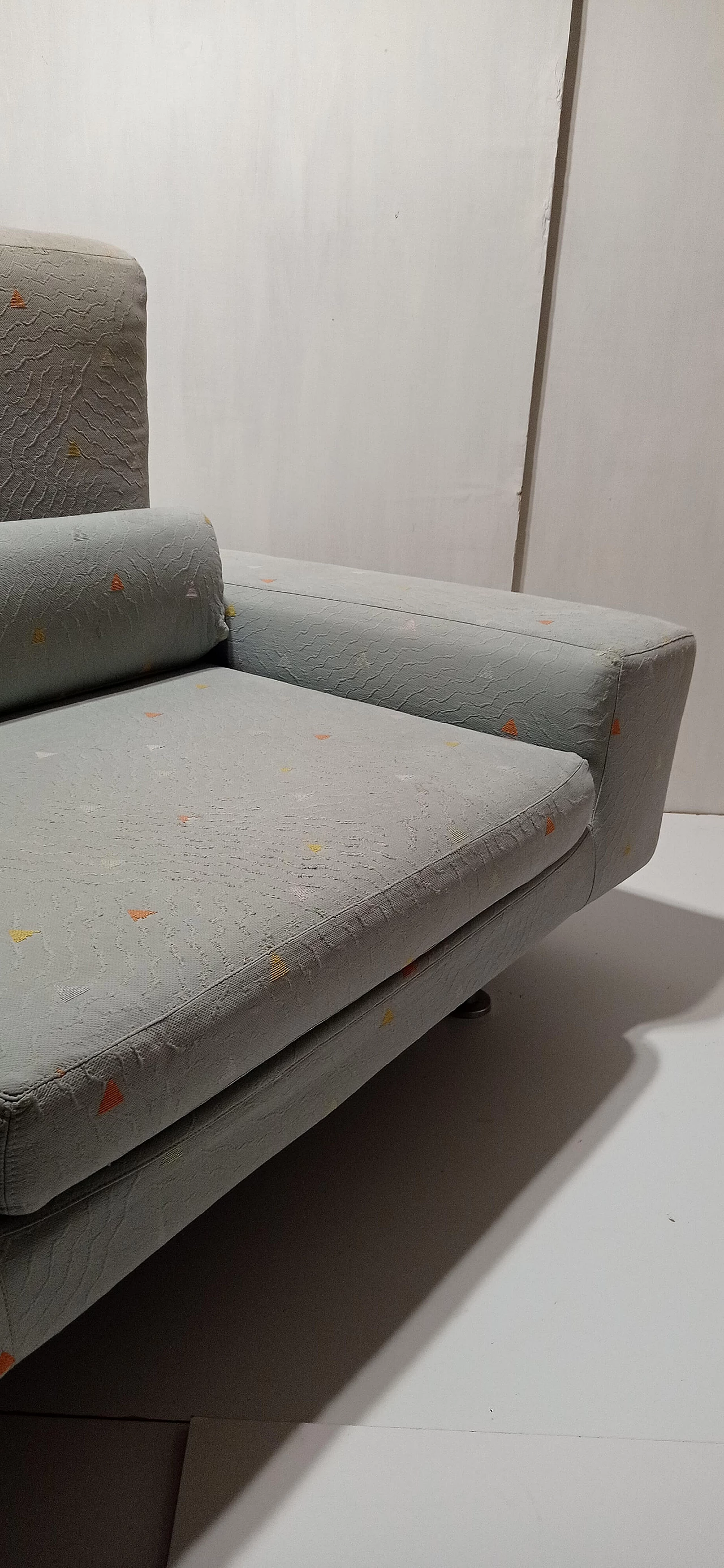 Poltrona Domino di Massimo Morozzi per Cassina, 1985 94