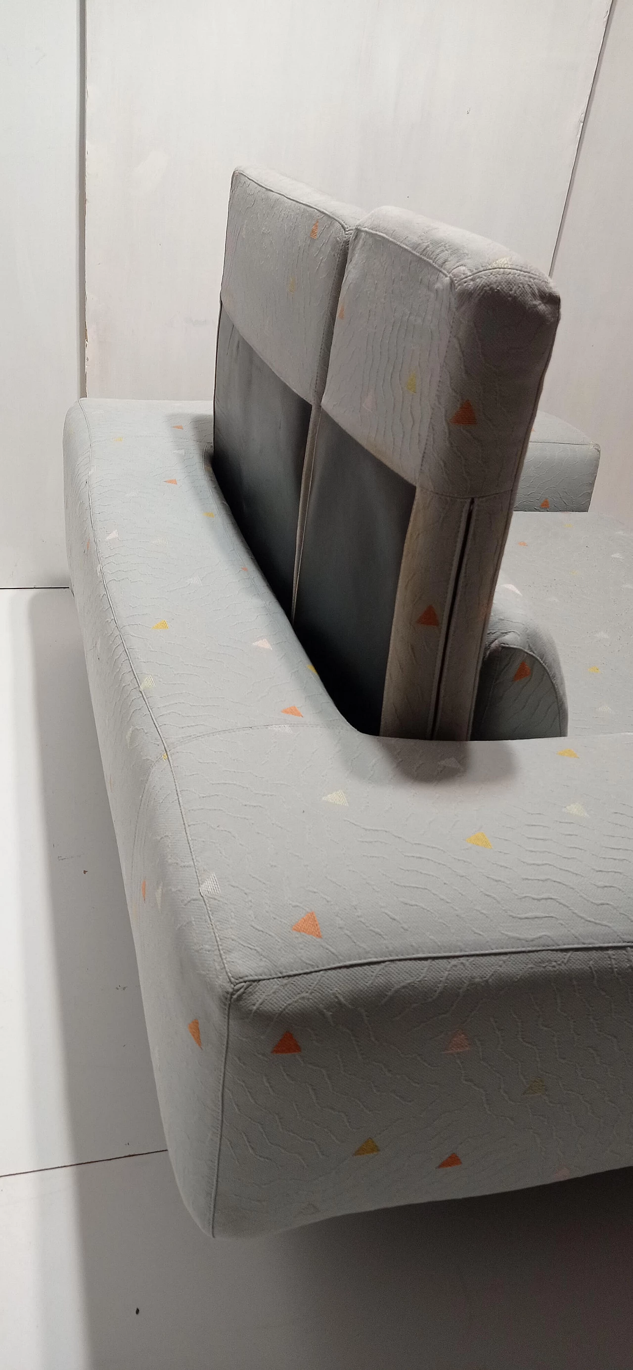 Poltrona Domino di Massimo Morozzi per Cassina, 1985 98