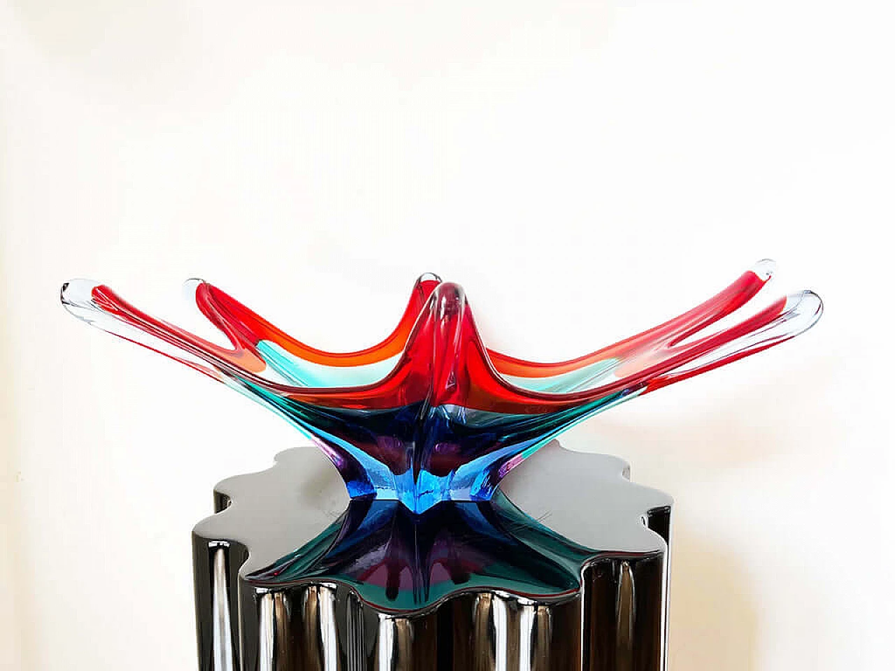 Multicolored Murano glass spiked centerpiece, 1960s 4
