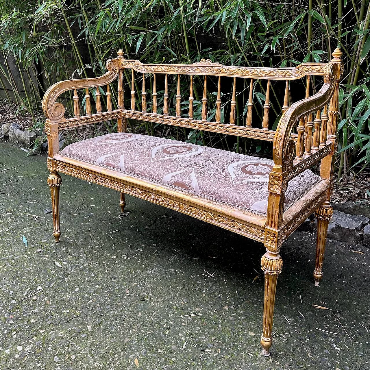 Louis XVI two-seater sofa in damask fabric, 19th century 1