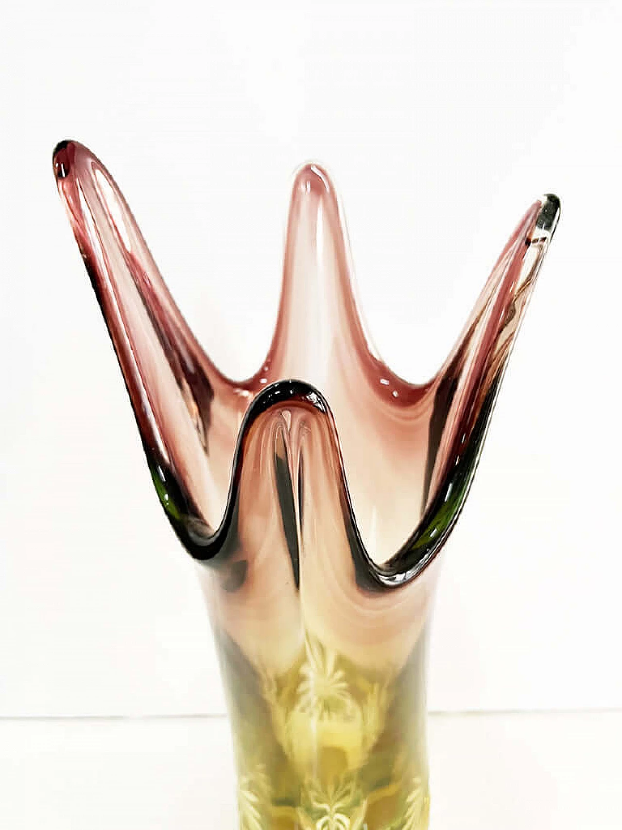 Murano glass vase attributed to Seguso, 1960s 1