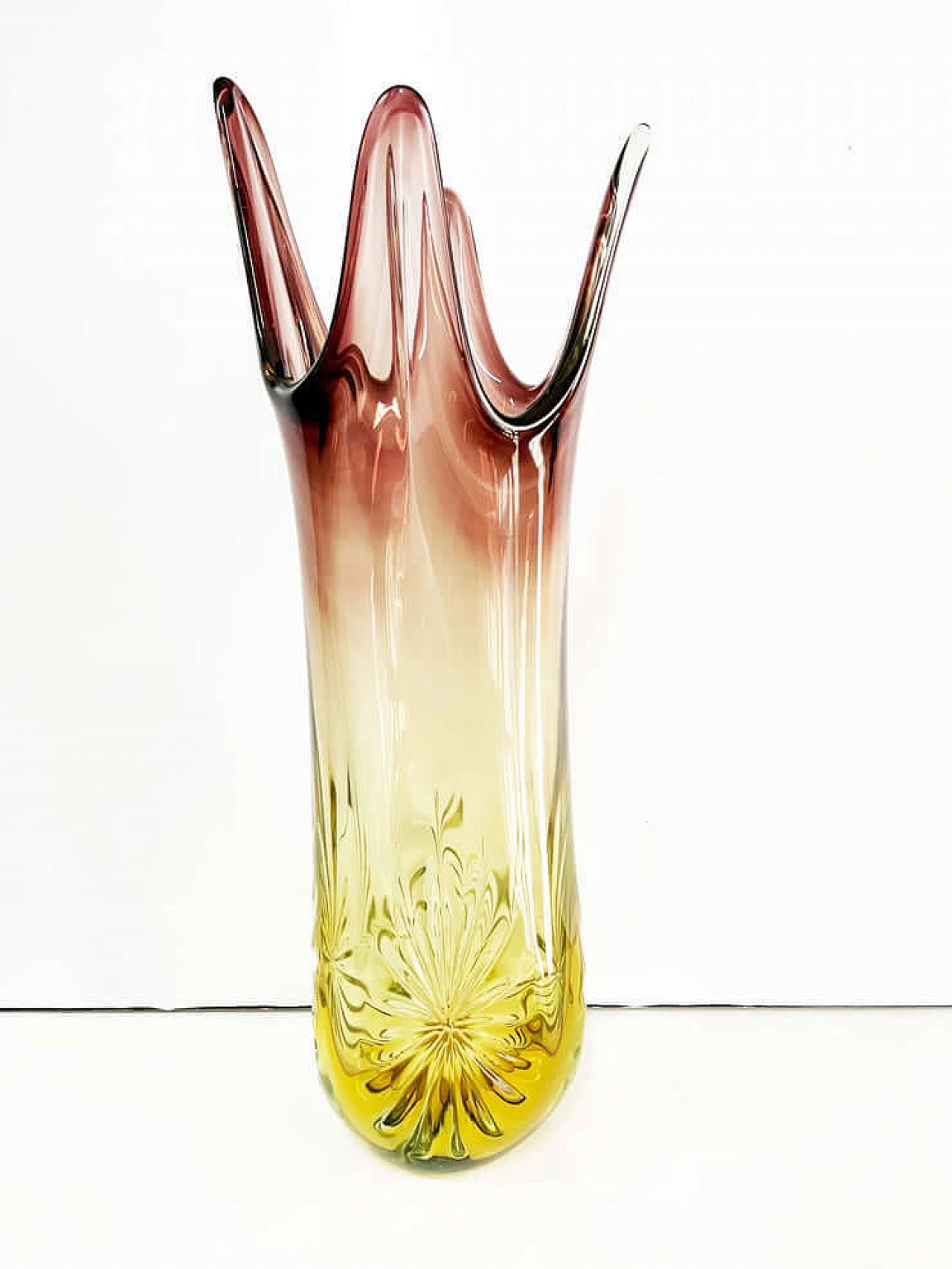Murano glass vase attributed to Seguso, 1960s 3