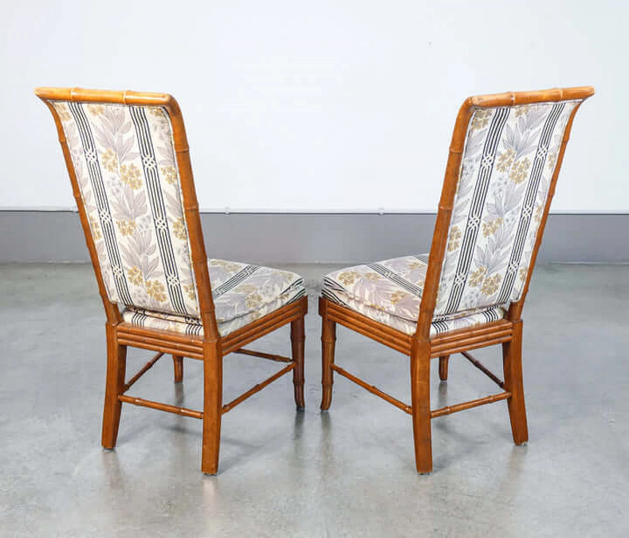 6 Chairs in solid beech and fabric, 1960s 9