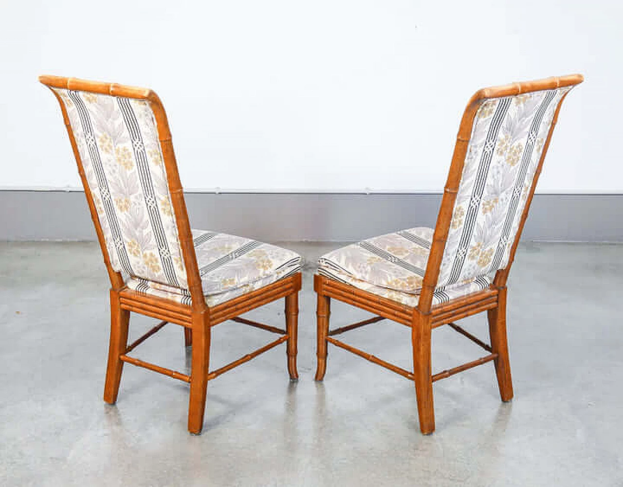 6 Chairs in solid beech and fabric, 1960s 11
